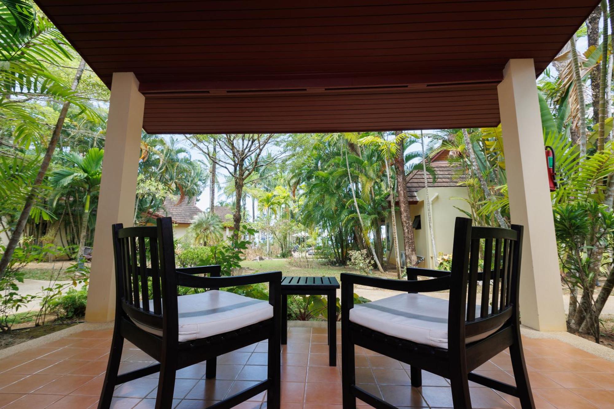 Nang Thong Beach Resort Khao Lak Exterior foto