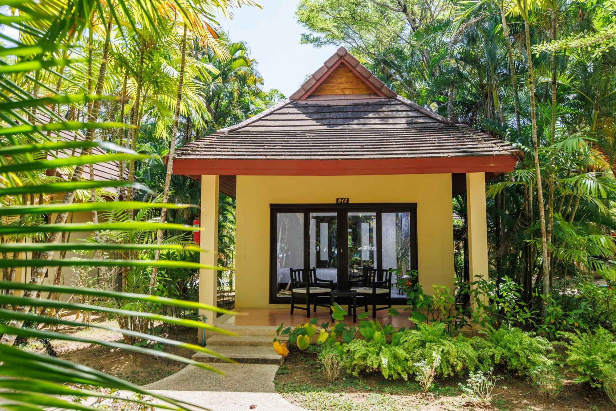 Nang Thong Beach Resort Khao Lak Exterior foto