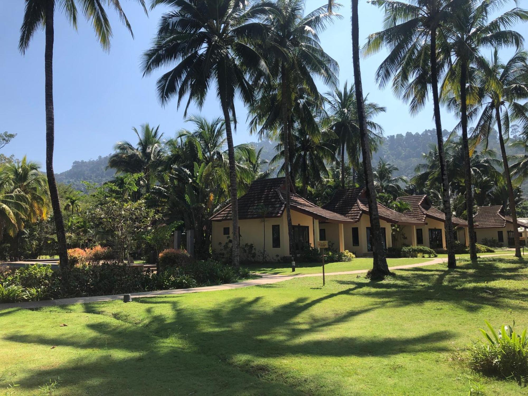 Nang Thong Beach Resort Khao Lak Exterior foto
