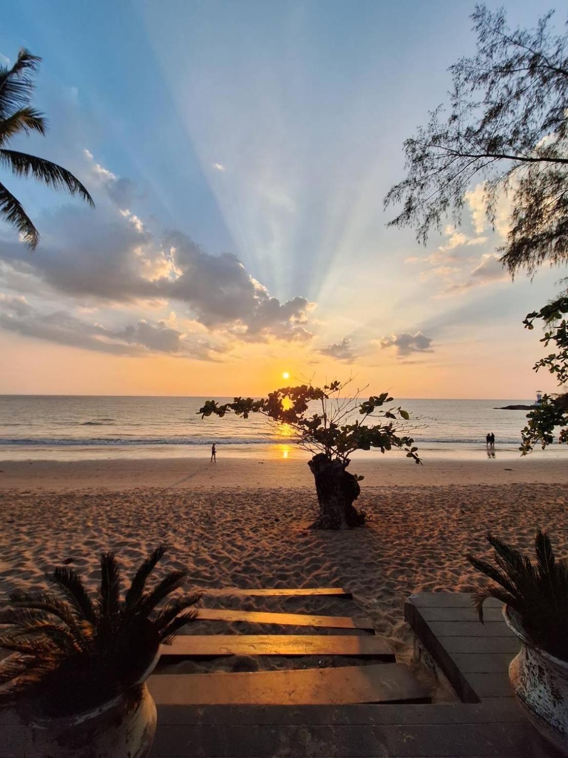 Nang Thong Beach Resort Khao Lak Exterior foto