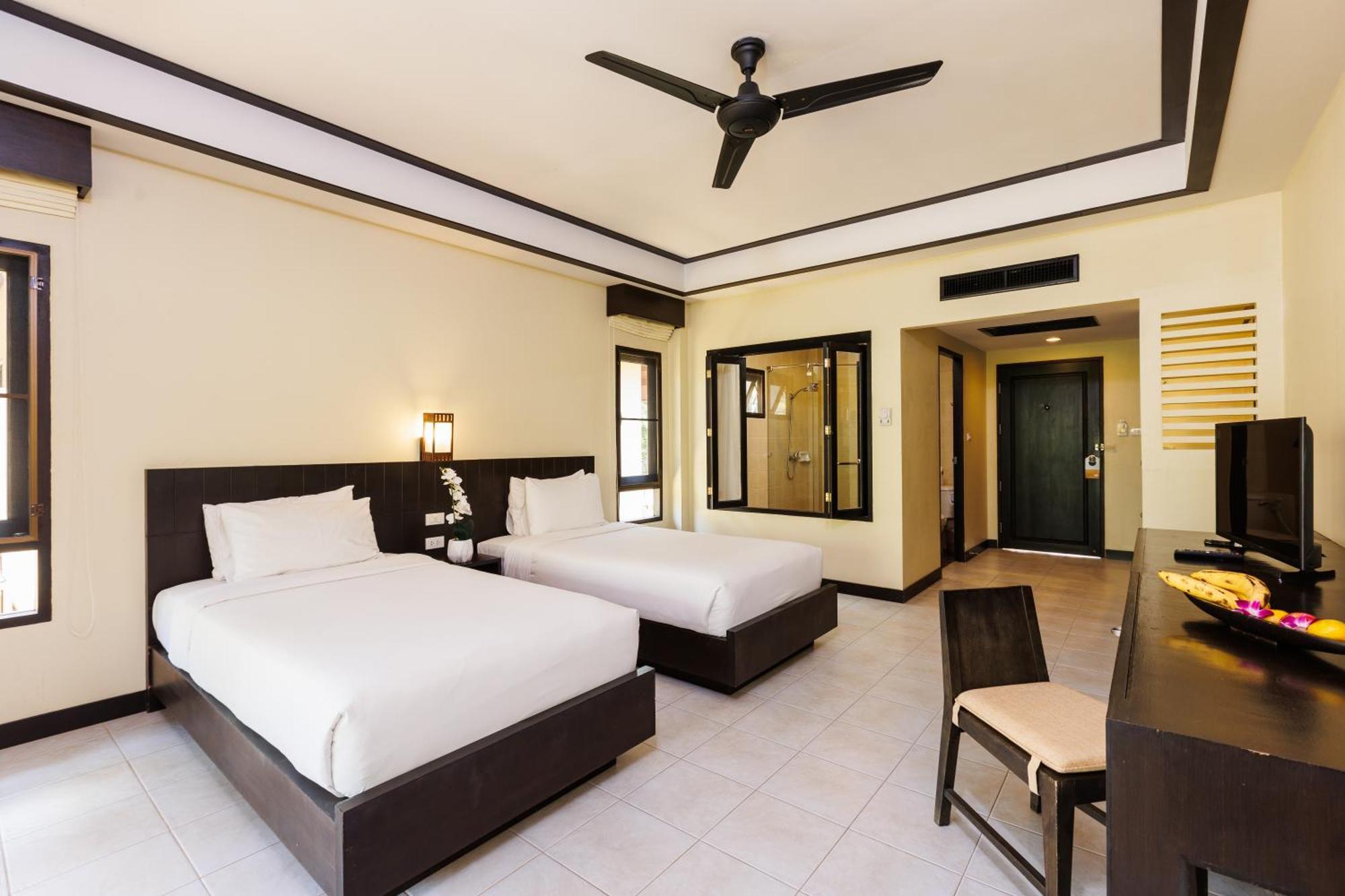 Nang Thong Beach Resort Khao Lak Exterior foto