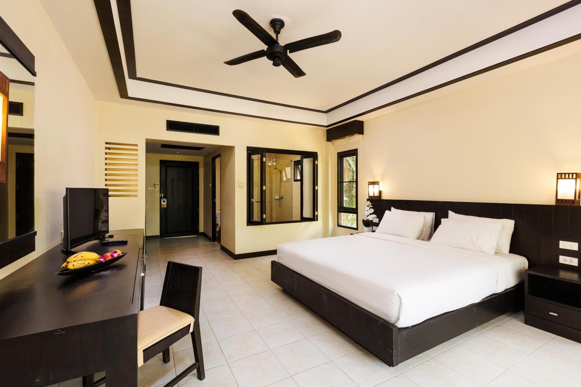 Nang Thong Beach Resort Khao Lak Exterior foto